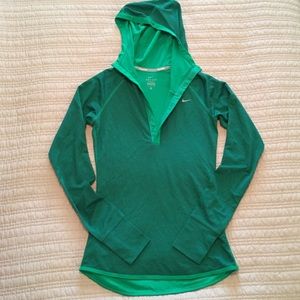 Nike // Long Sleeve Hooded Dry-Fit